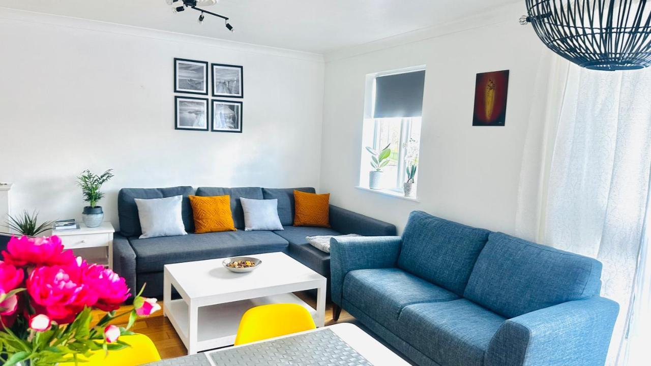 Amazing Location - City Of London- 2 Bedroom Stunning Canal View House With Private Garden,Parking & Balcony Londres Exterior foto