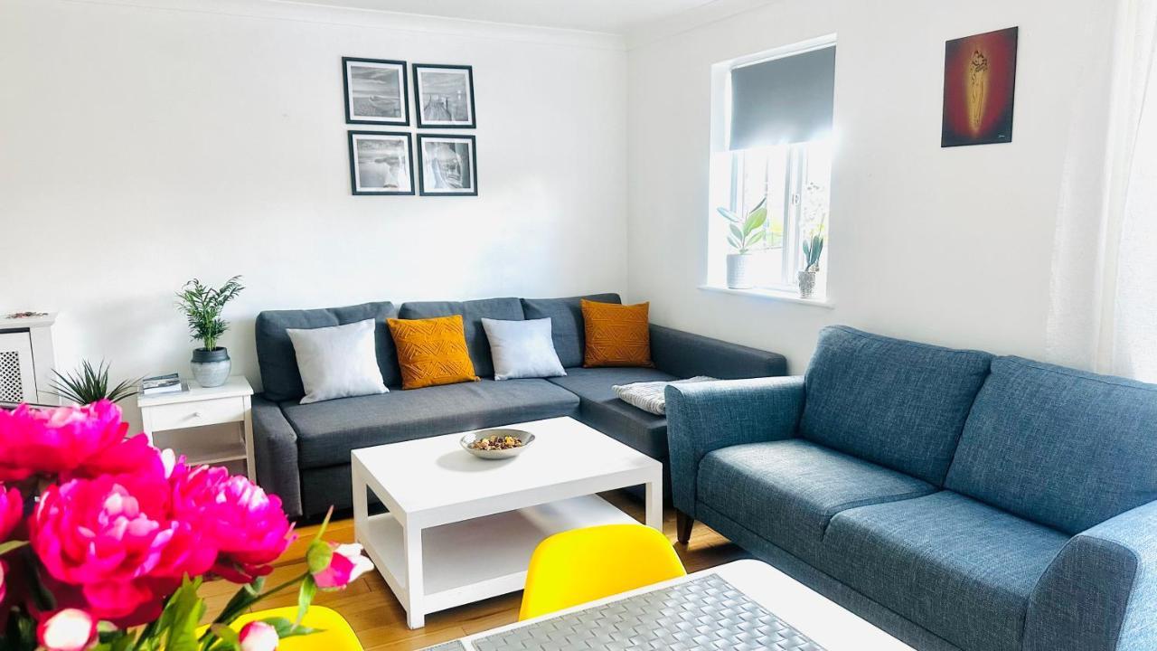 Amazing Location - City Of London- 2 Bedroom Stunning Canal View House With Private Garden,Parking & Balcony Londres Exterior foto
