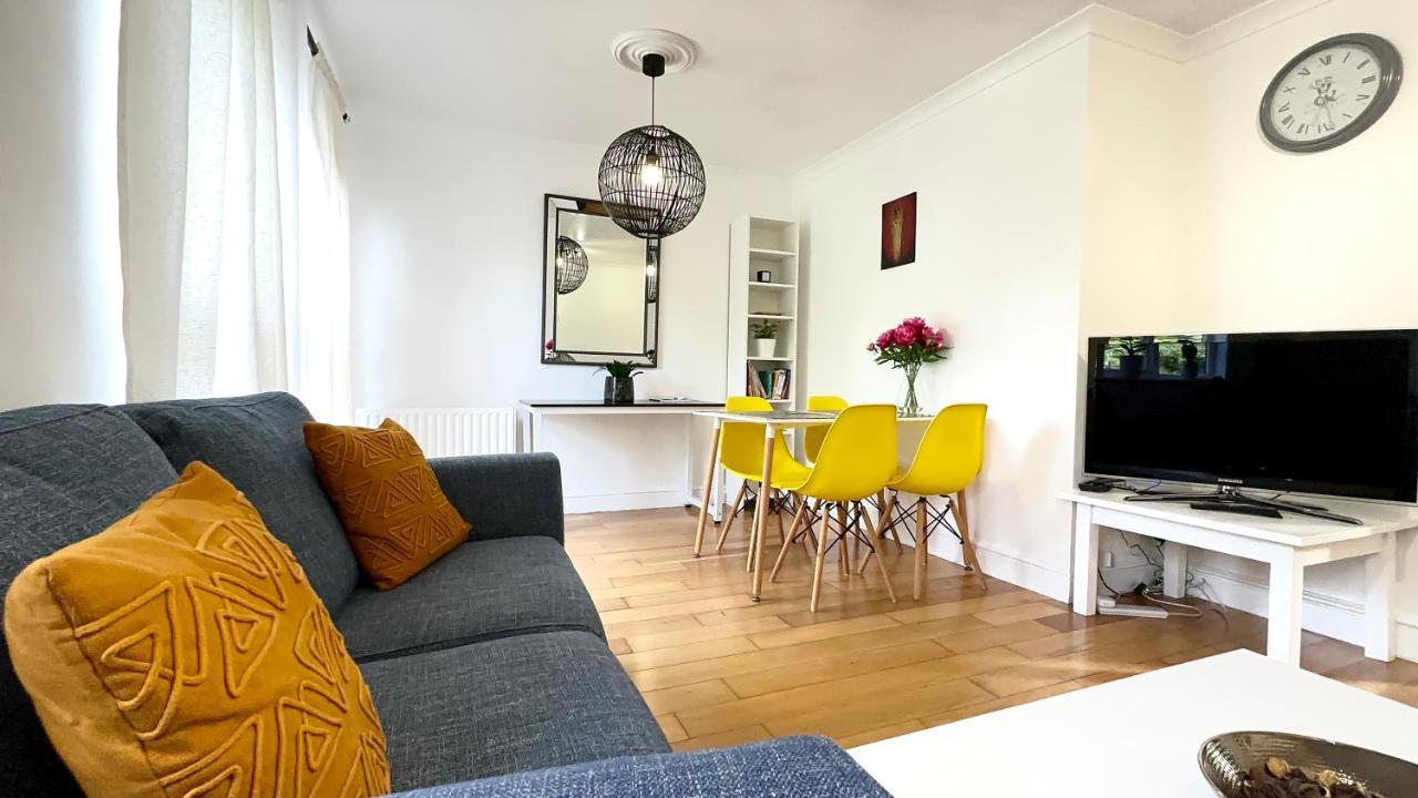 Amazing Location - City Of London- 2 Bedroom Stunning Canal View House With Private Garden,Parking & Balcony Londres Exterior foto