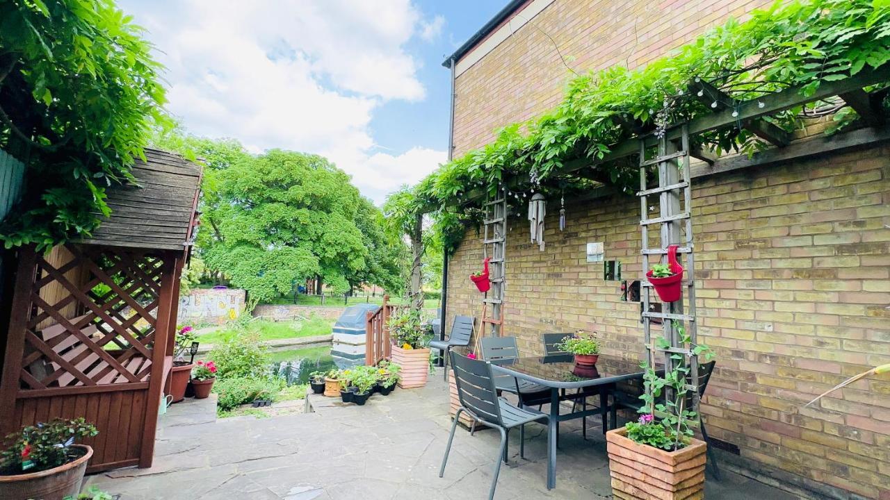 Amazing Location - City Of London- 2 Bedroom Stunning Canal View House With Private Garden,Parking & Balcony Londres Exterior foto