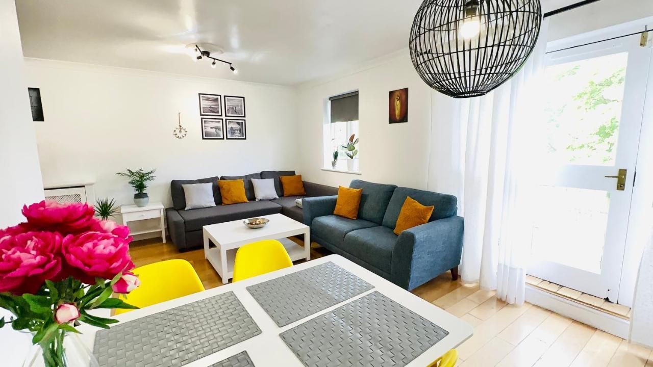 Amazing Location - City Of London- 2 Bedroom Stunning Canal View House With Private Garden,Parking & Balcony Londres Exterior foto