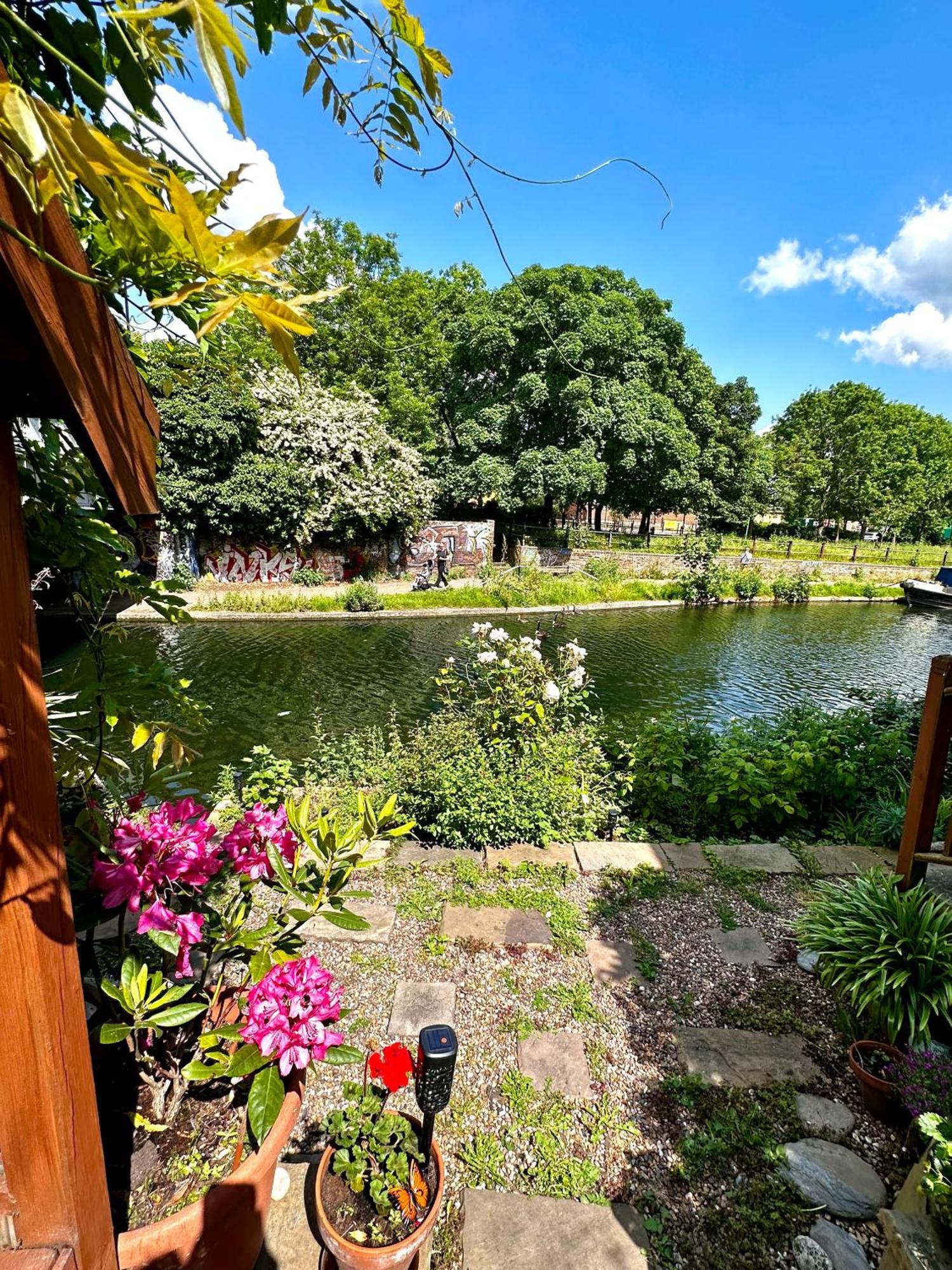 Amazing Location - City Of London- 2 Bedroom Stunning Canal View House With Private Garden,Parking & Balcony Londres Exterior foto